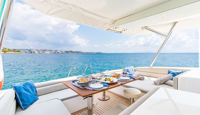 PARODIA II yacht charter 5