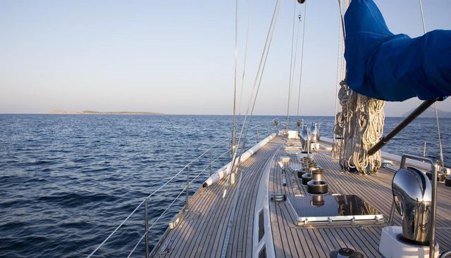 ABEON yacht charter 3