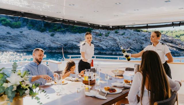 CYNTHIA yacht charter 5
