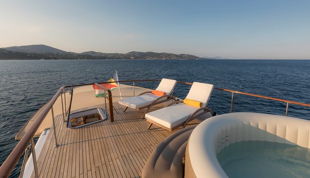 LE KIR ROYAL yacht charter 5