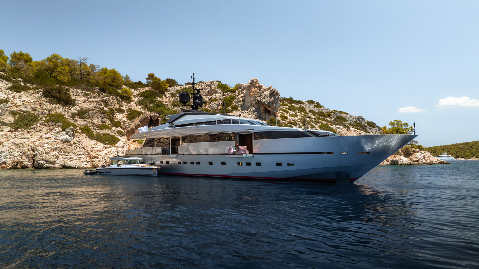 NAIA YACHT CHARTER yacht charter