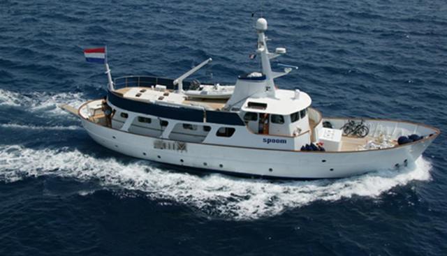 SPOOM yacht charter 3