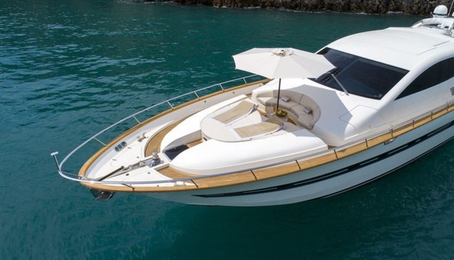 MIDNIGHT MADNESS yacht charter 2