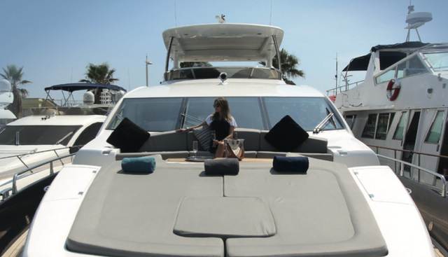 VITA yacht charter 4