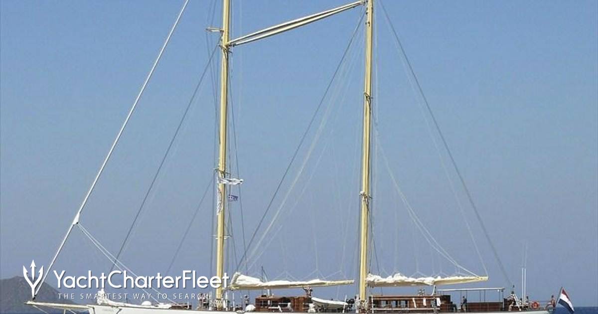 CHRONOS yacht charter 2