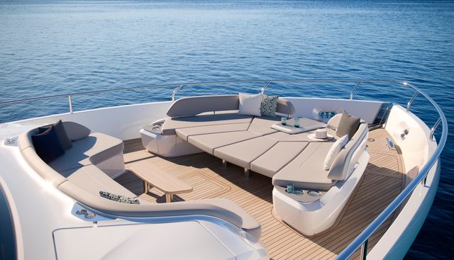 LUMI yacht charter 3