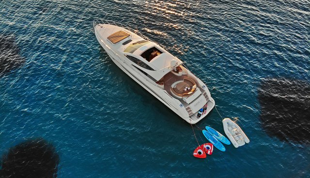 SEA U yacht charter 5