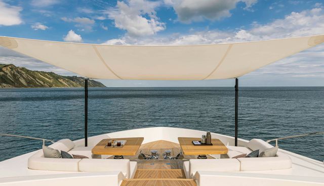 B.A.13 yacht charter 3