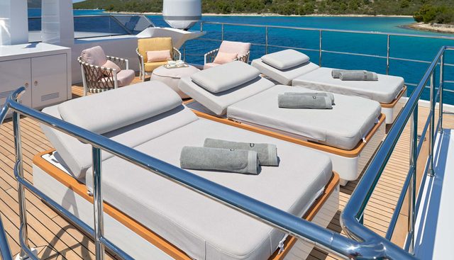HEED yacht charter 4