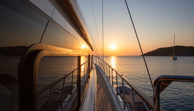 GRAND SAILOR yacht charter 4