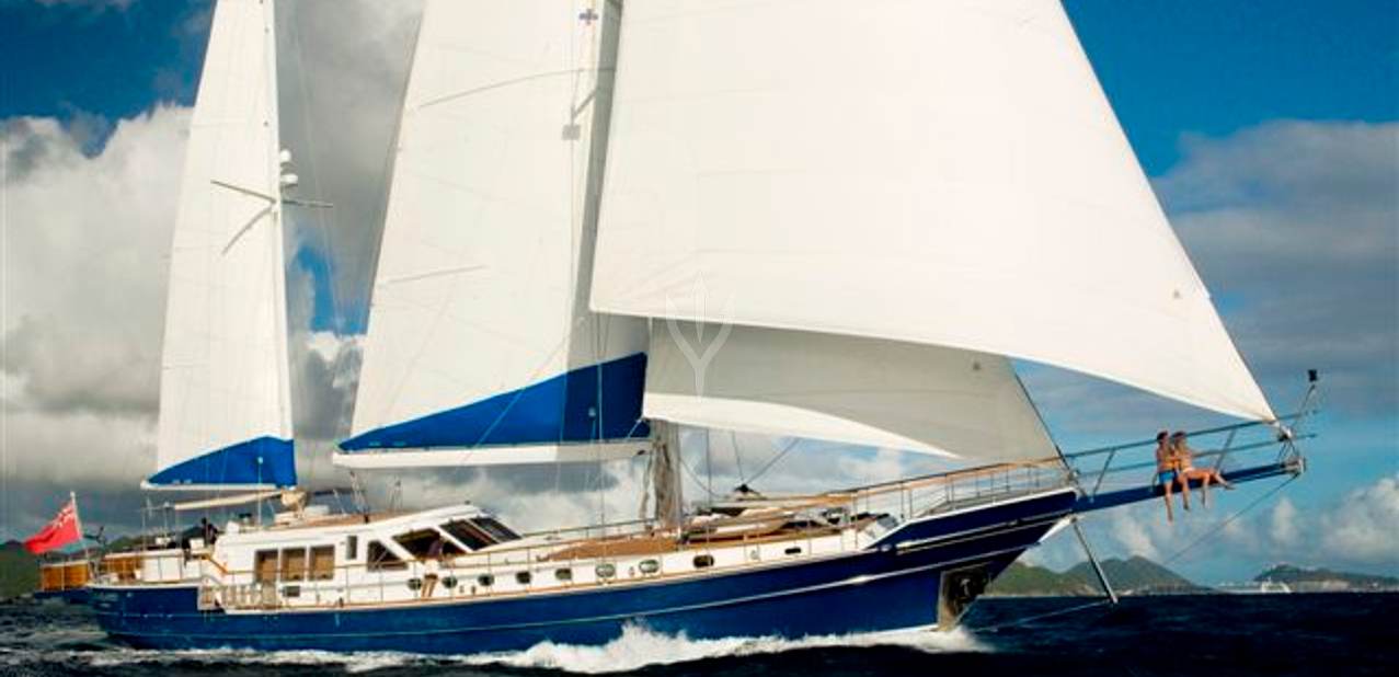 QUEEN SOUTH III YACHT CHARTER yacht charter
