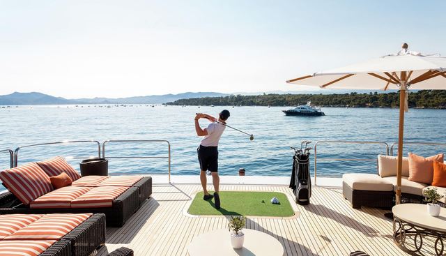 LUCKY LADY yacht charter 4