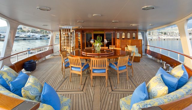 LEGEND yacht charter 5