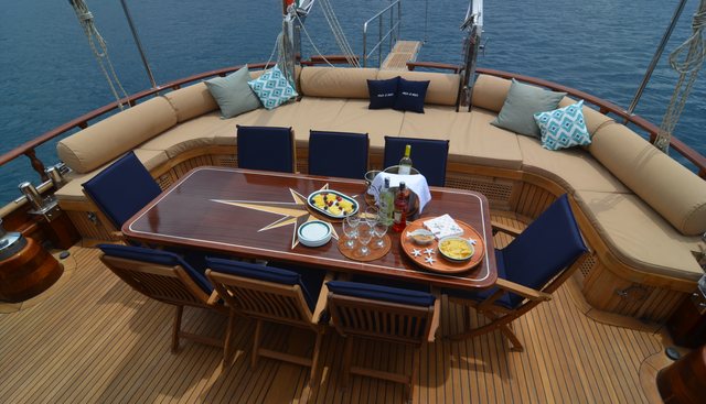 MAR & MAR yacht charter 5