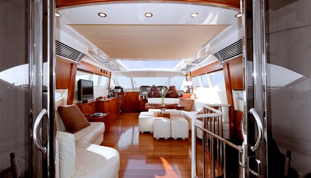 TRILLY yacht charter 5