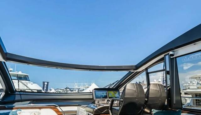 AQUA yacht charter 3
