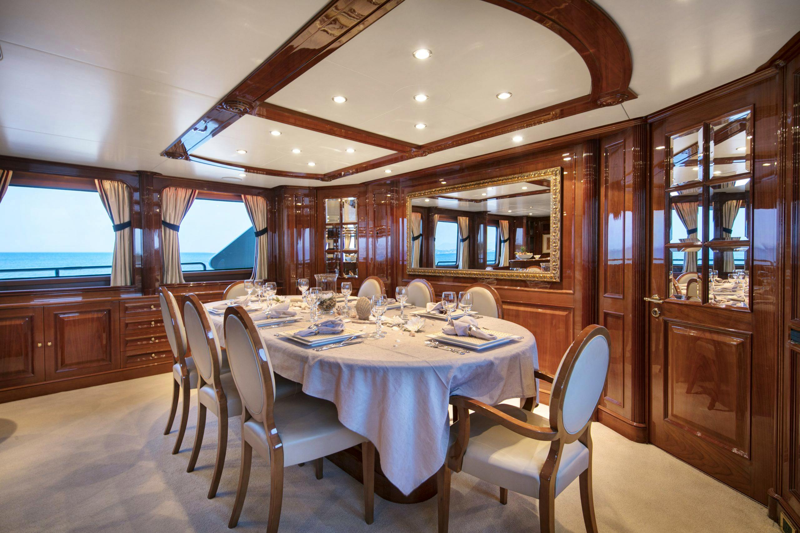 DXB yacht charter 5