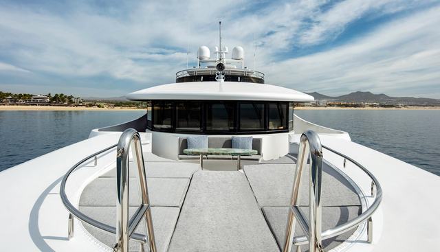CHAMPAGNE SEAS yacht charter 3