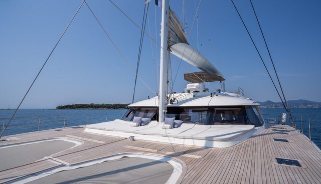 SEAZEN II yacht charter 3