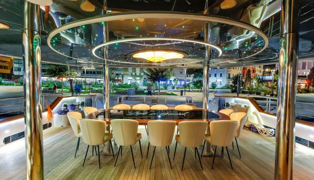 LIFE IS GOOD yacht charter 5