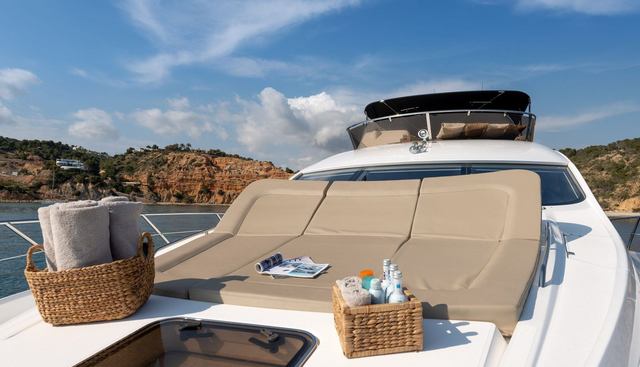 CALA DI LUNA yacht charter 3