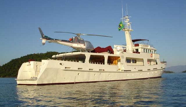 DESLIZE yacht charter 3