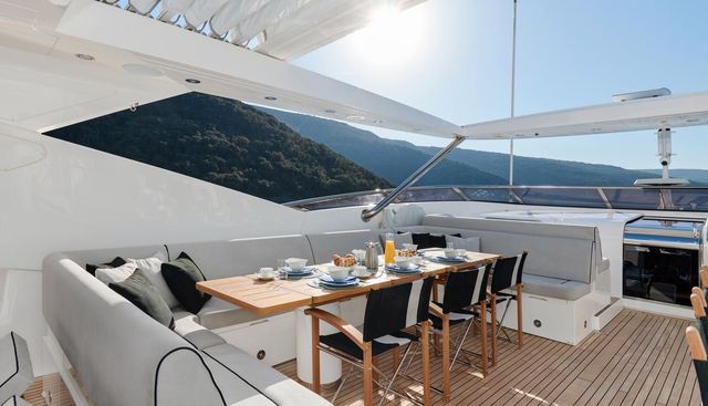 WICKED PLAY yacht charter 5