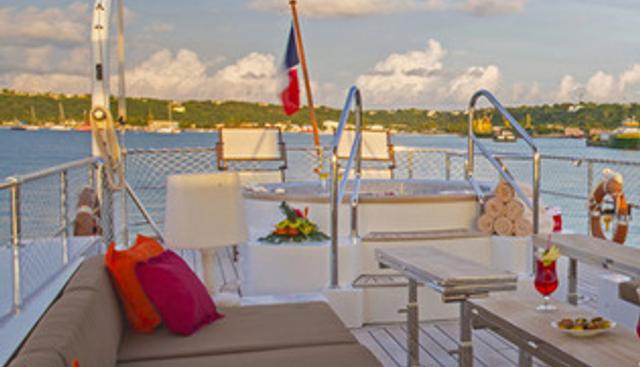 PAOLYRE yacht charter 5