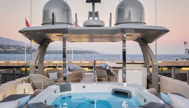 BIZMAN yacht charter 4