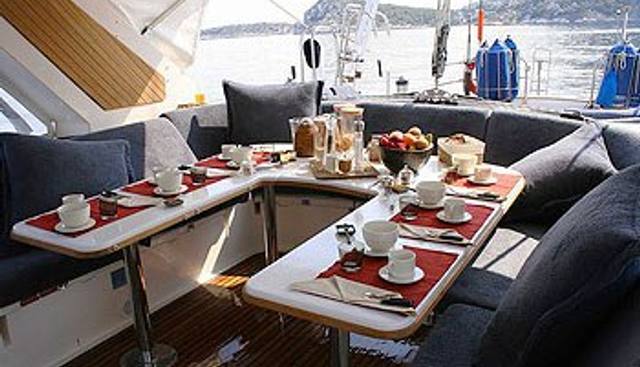 DEMOISELLES yacht charter 5