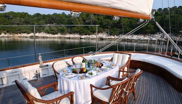 PAREA yacht charter 5