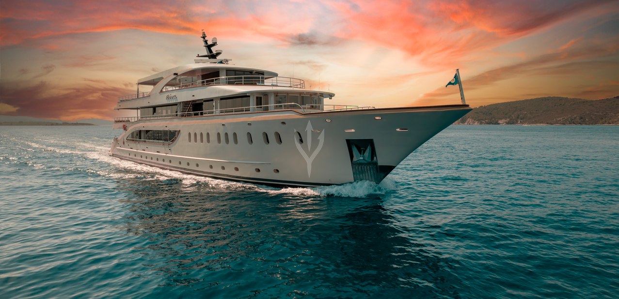 RIVA YACHT CHARTER yacht charter