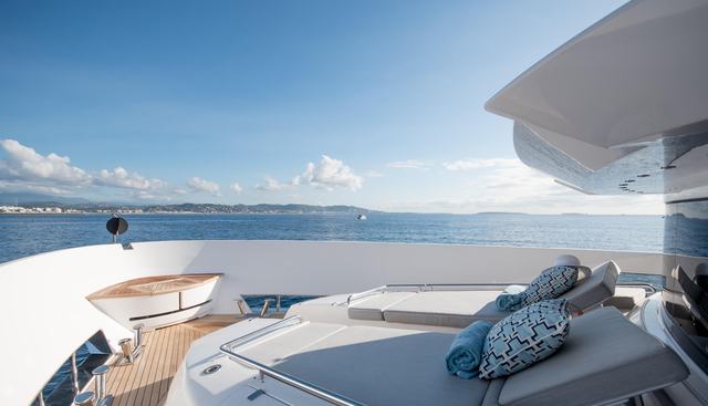 SOULMATE yacht charter 3