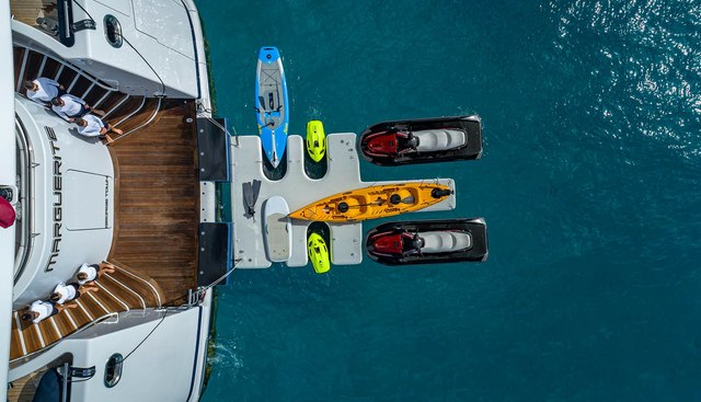 LUNARIS yacht charter 5
