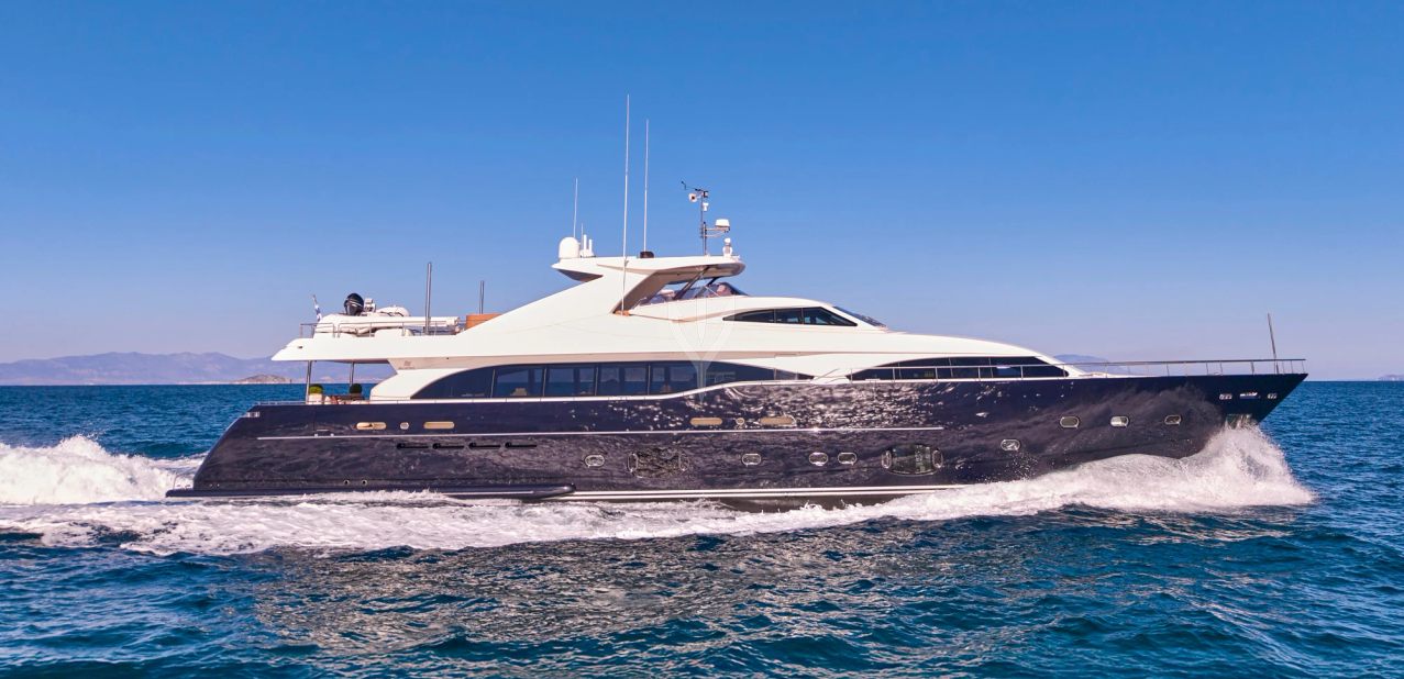 MALEN YACHT CHARTER yacht charter
