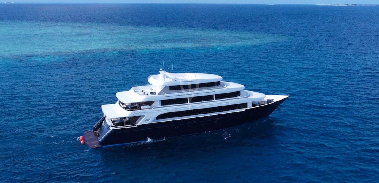 SAFIRA YACHT CHARTER yacht charter