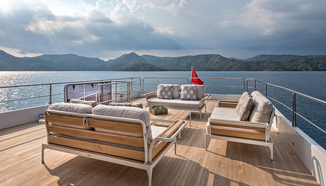 KAMOKA yacht charter 5