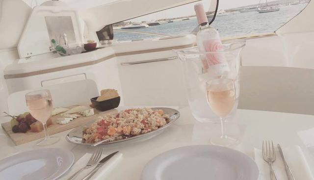CHARLIE FOX yacht charter 5