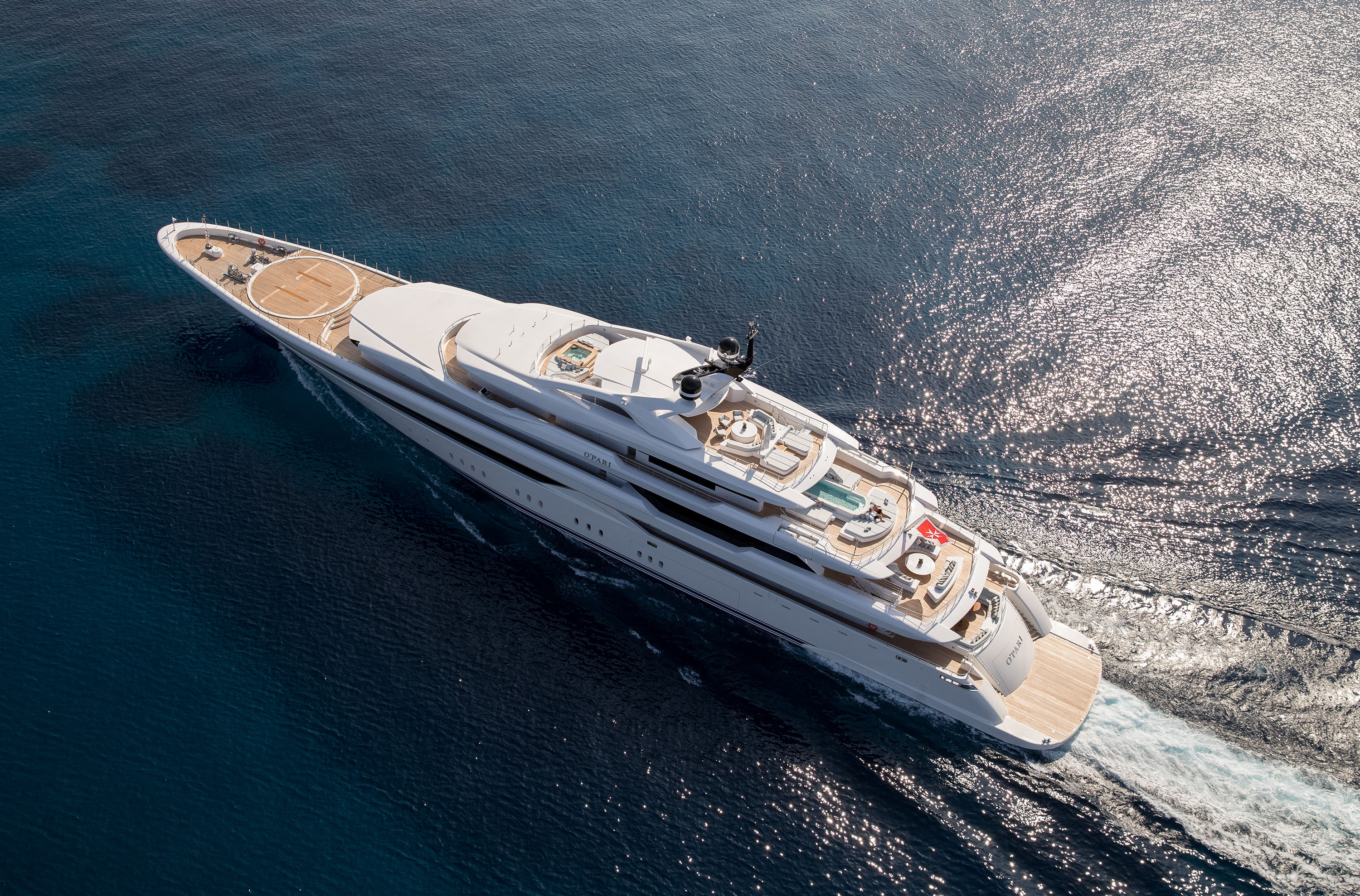 O'PARI yacht charter 3