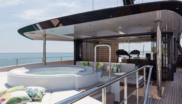 QUINTA ESSENTIA yacht charter 3