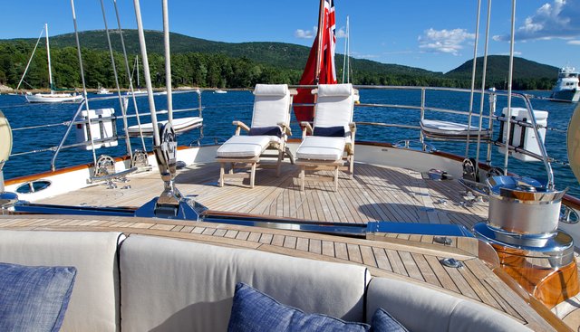 ASOLARE yacht charter 5