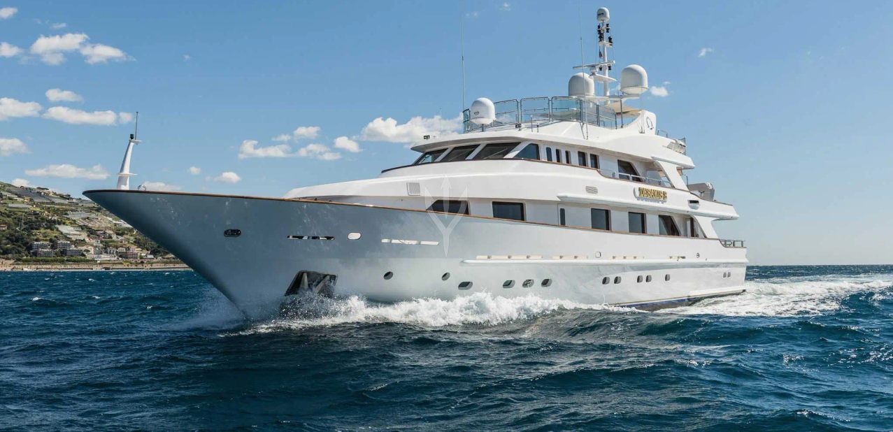 DESAMIS B YACHT CHARTER yacht charter