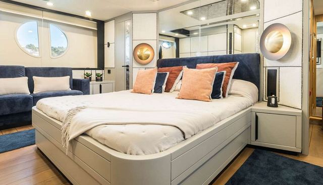 MR CORN yacht charter 5