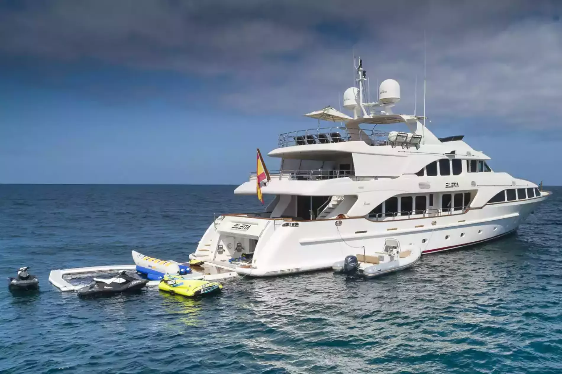 ELENA NUEVE yacht charter 2