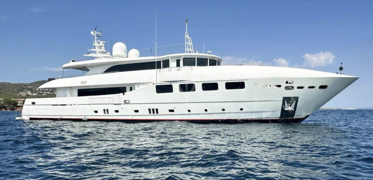CELIA P YACHT CHARTER yacht charter