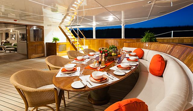 SHEMARA yacht charter 5