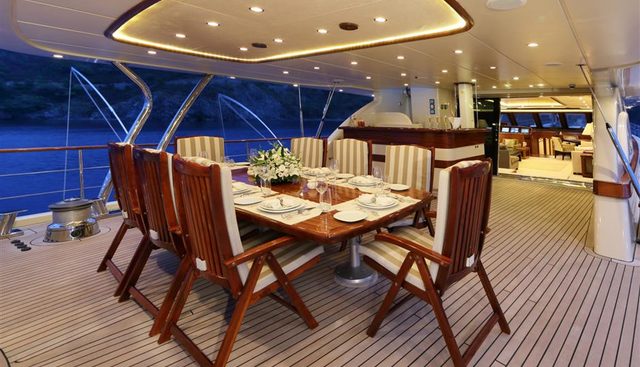DAIMA yacht charter 4