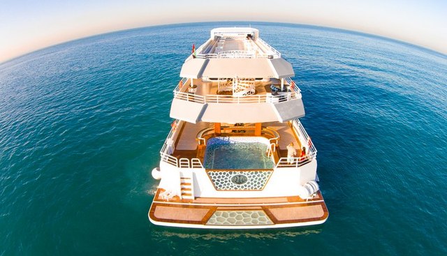 DESERT ROSE I yacht charter 5