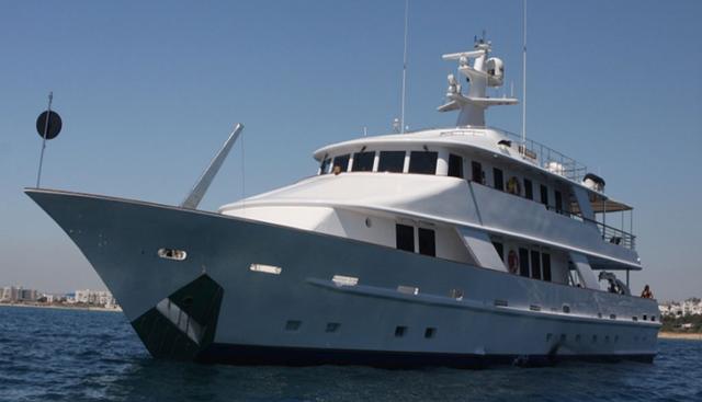 V. BAHRIA yacht charter 3