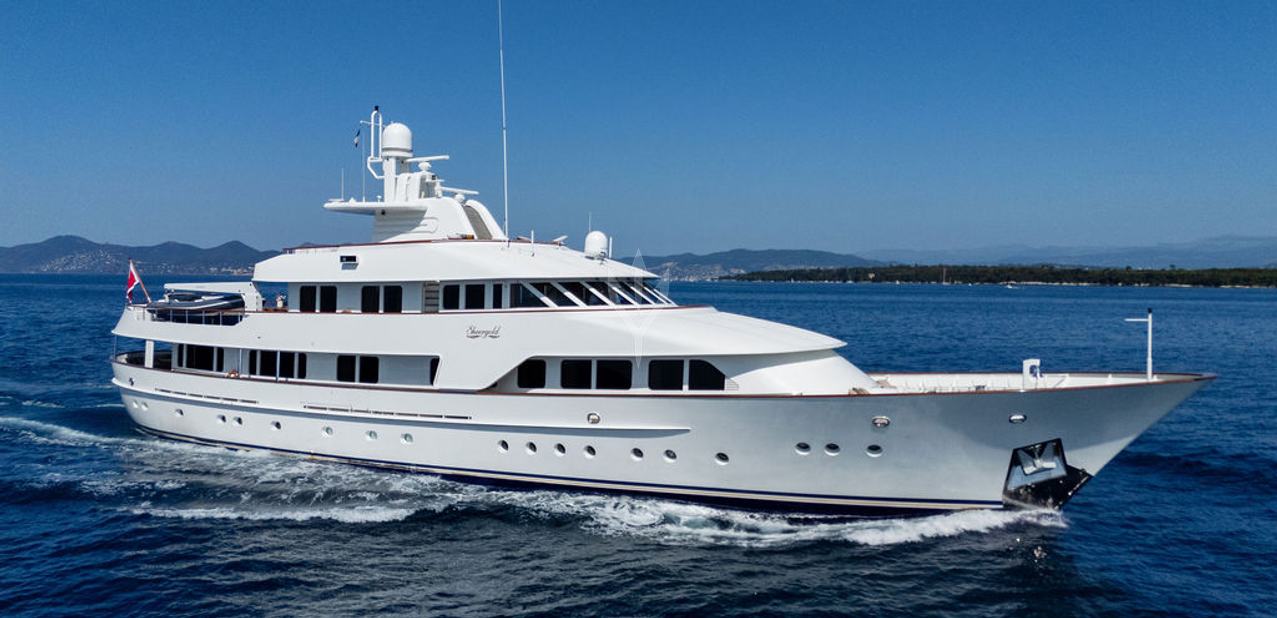 SHEERGOLD YACHT CHARTER yacht charter
